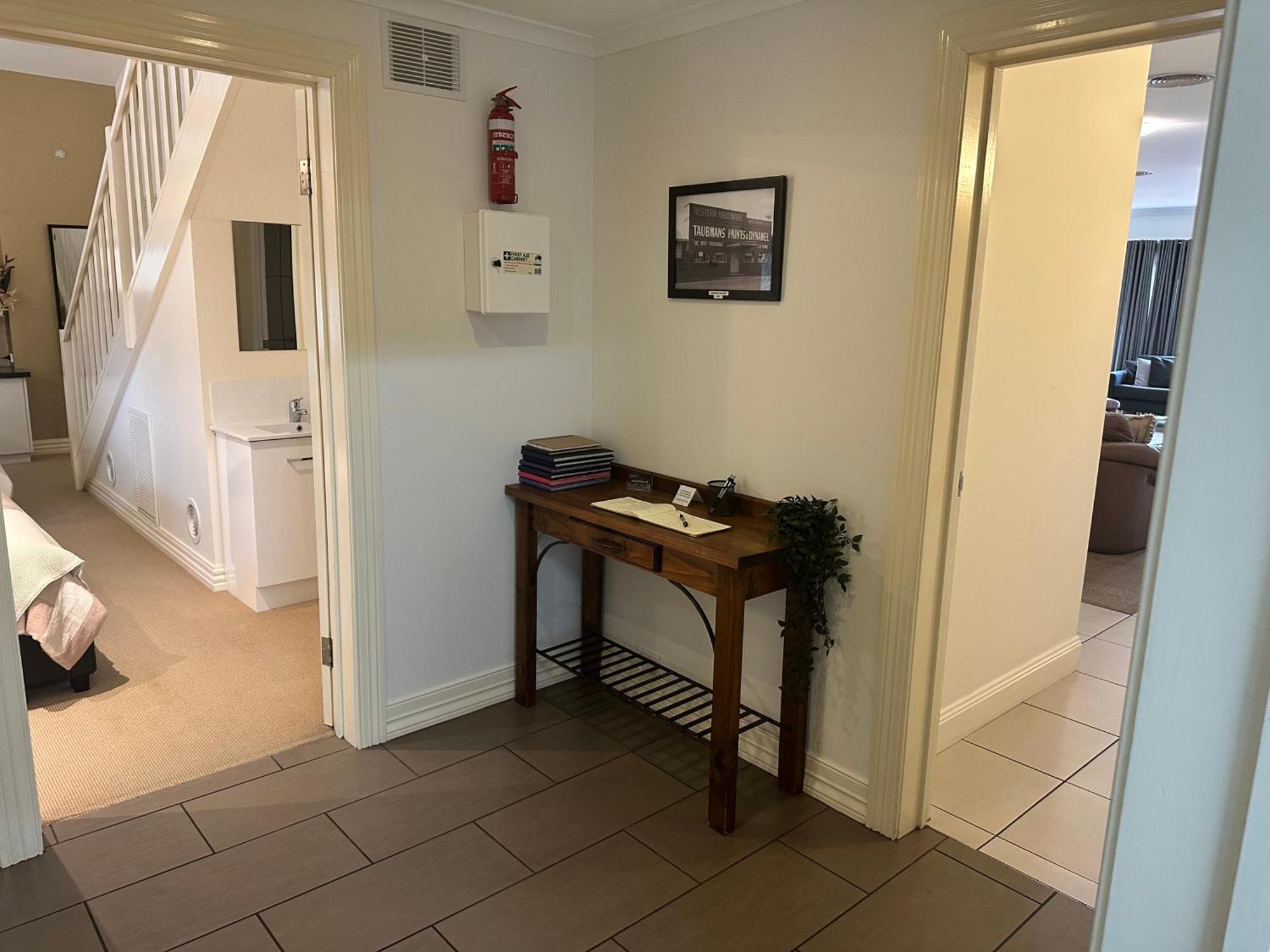 Austral Place 88 Via Merri River وارنامبول المظهر الخارجي الصورة